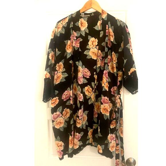 Christian Dior Floral Lace Silk Robe - Picture 1 of 5